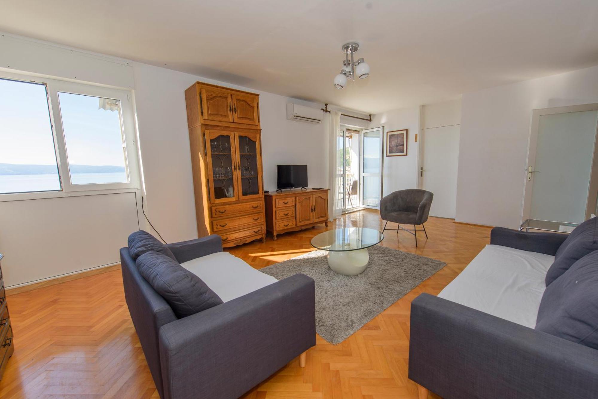 Sunny Apartment Omiš Eksteriør billede