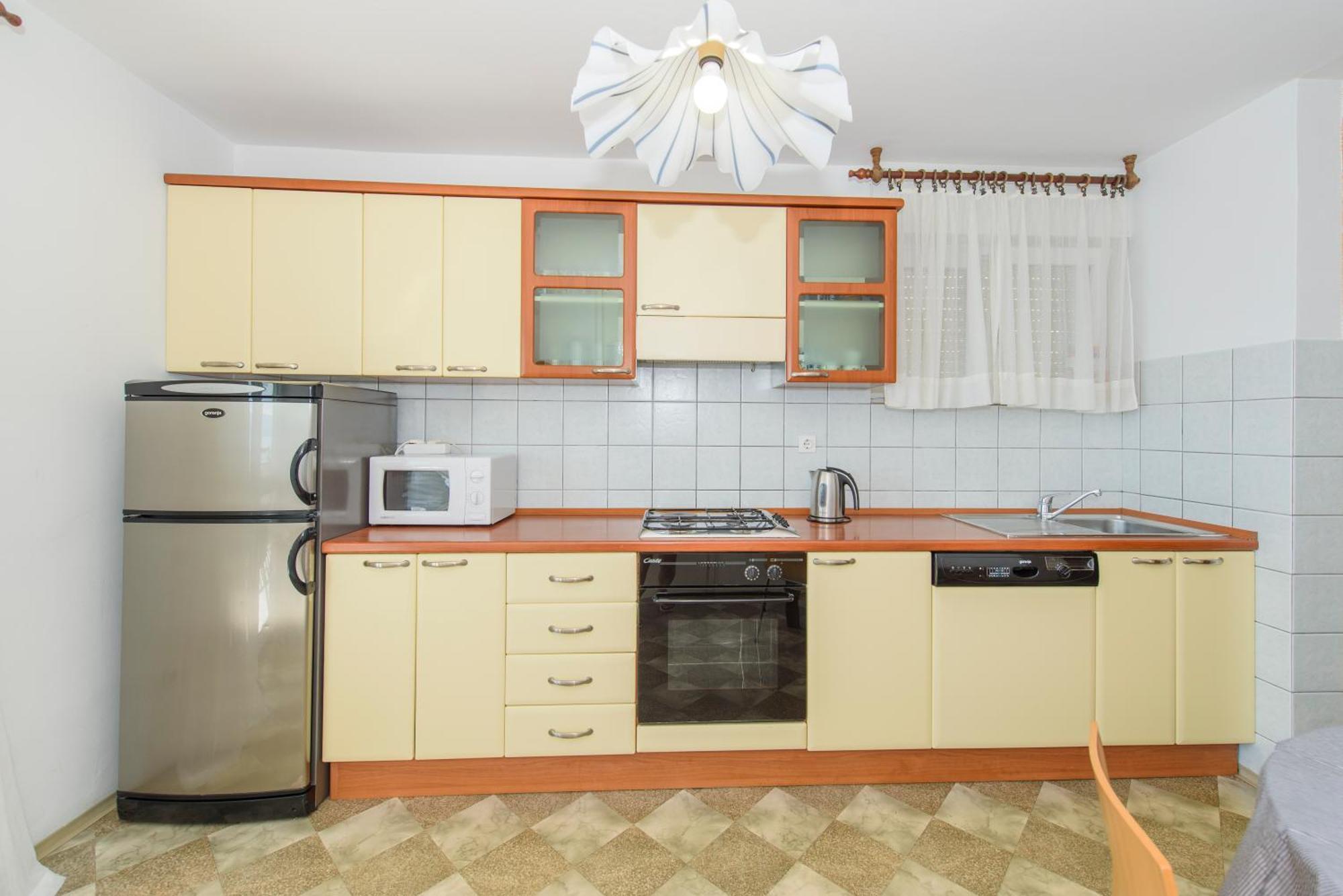 Sunny Apartment Omiš Eksteriør billede