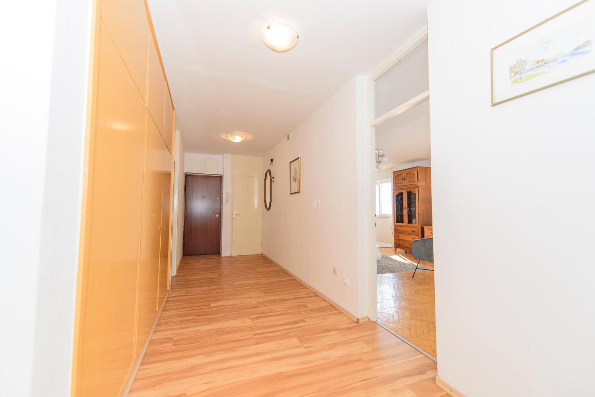 Sunny Apartment Omiš Eksteriør billede