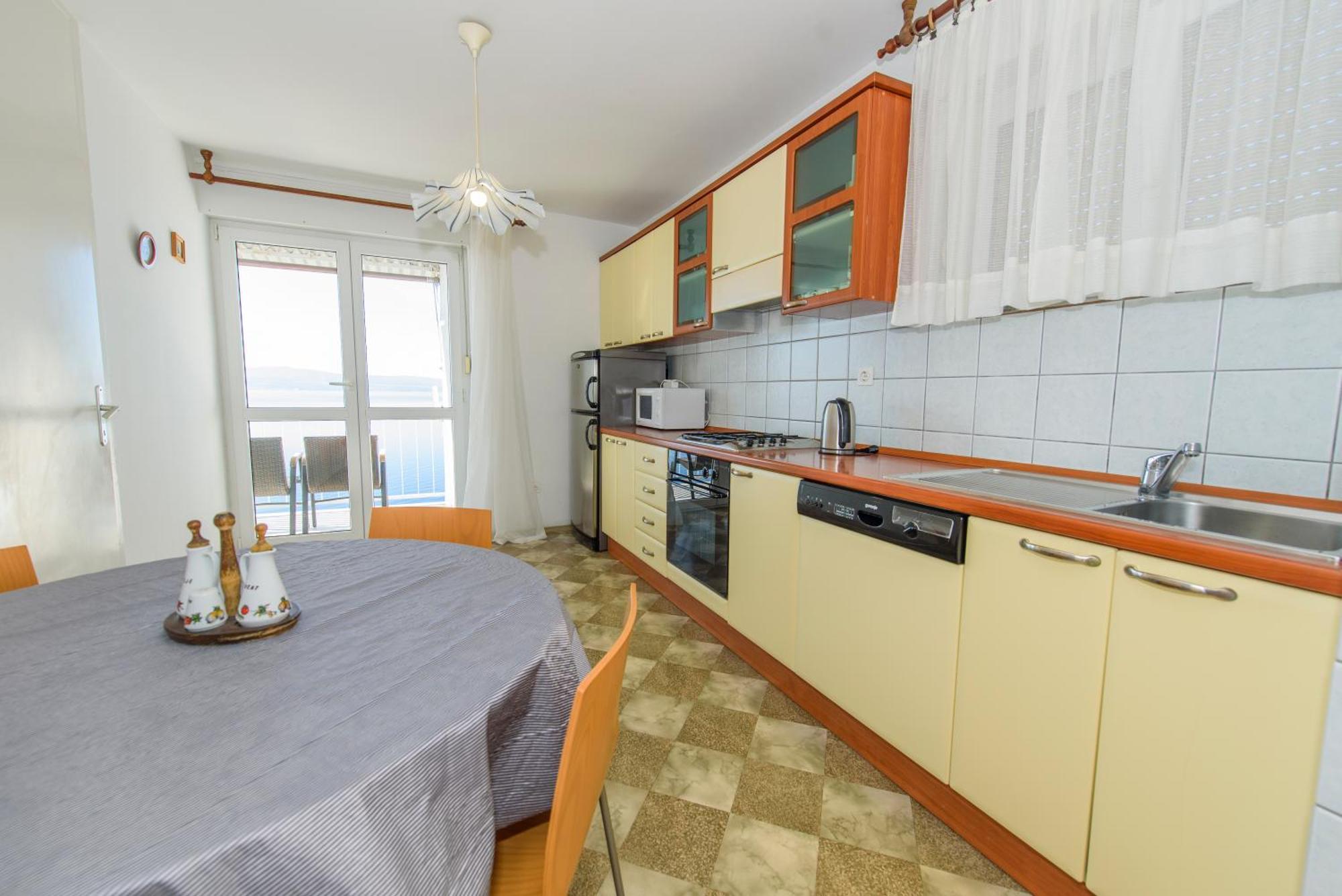 Sunny Apartment Omiš Eksteriør billede